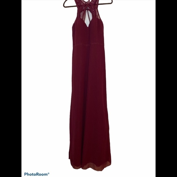 Hayley Paige Occasions Lace & Chiffon Halter Gown - Picture 5 of 8